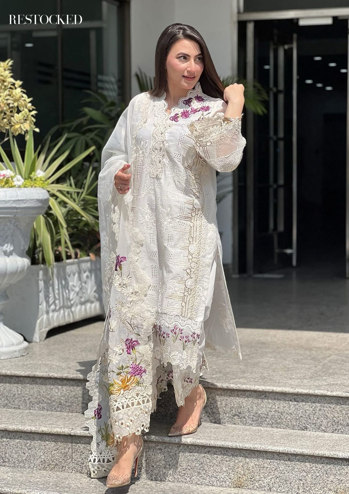 Crimson by Saira Shakira Luxury Lawn Collection - MD 1085