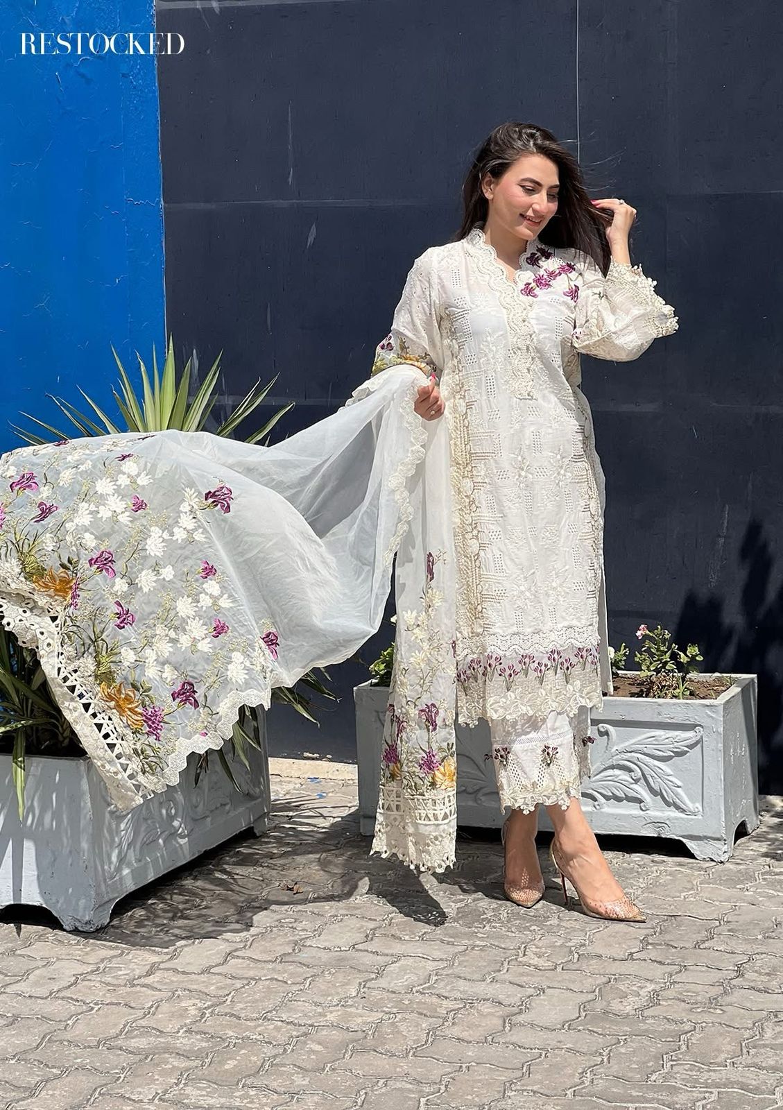 Crimson by Saira Shakira Luxury Lawn Collection - MD 1085